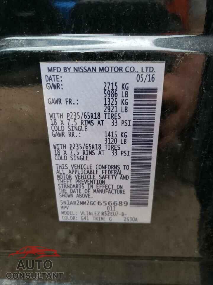 NISSAN PATHFINDER 2016 - 5N1AR2MM2GC656689