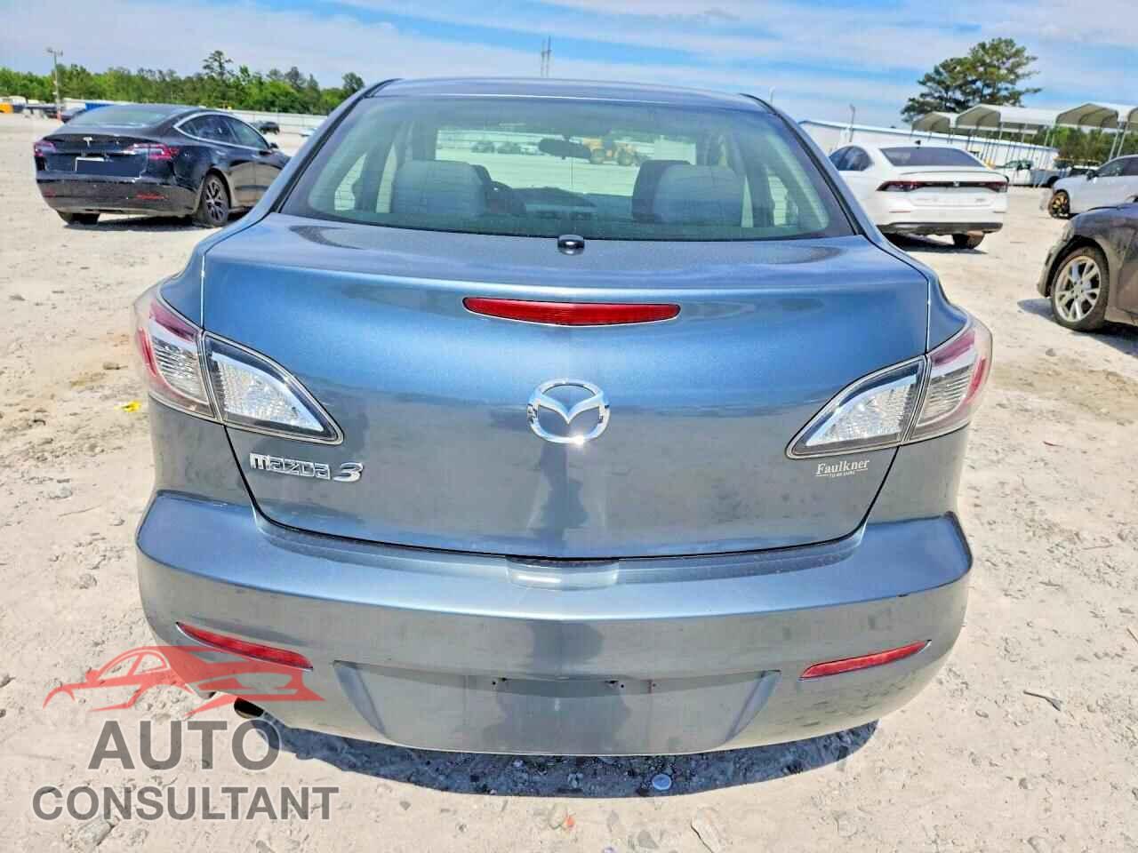 MAZDA 3 2013 - JM1BL1TG9D1742069