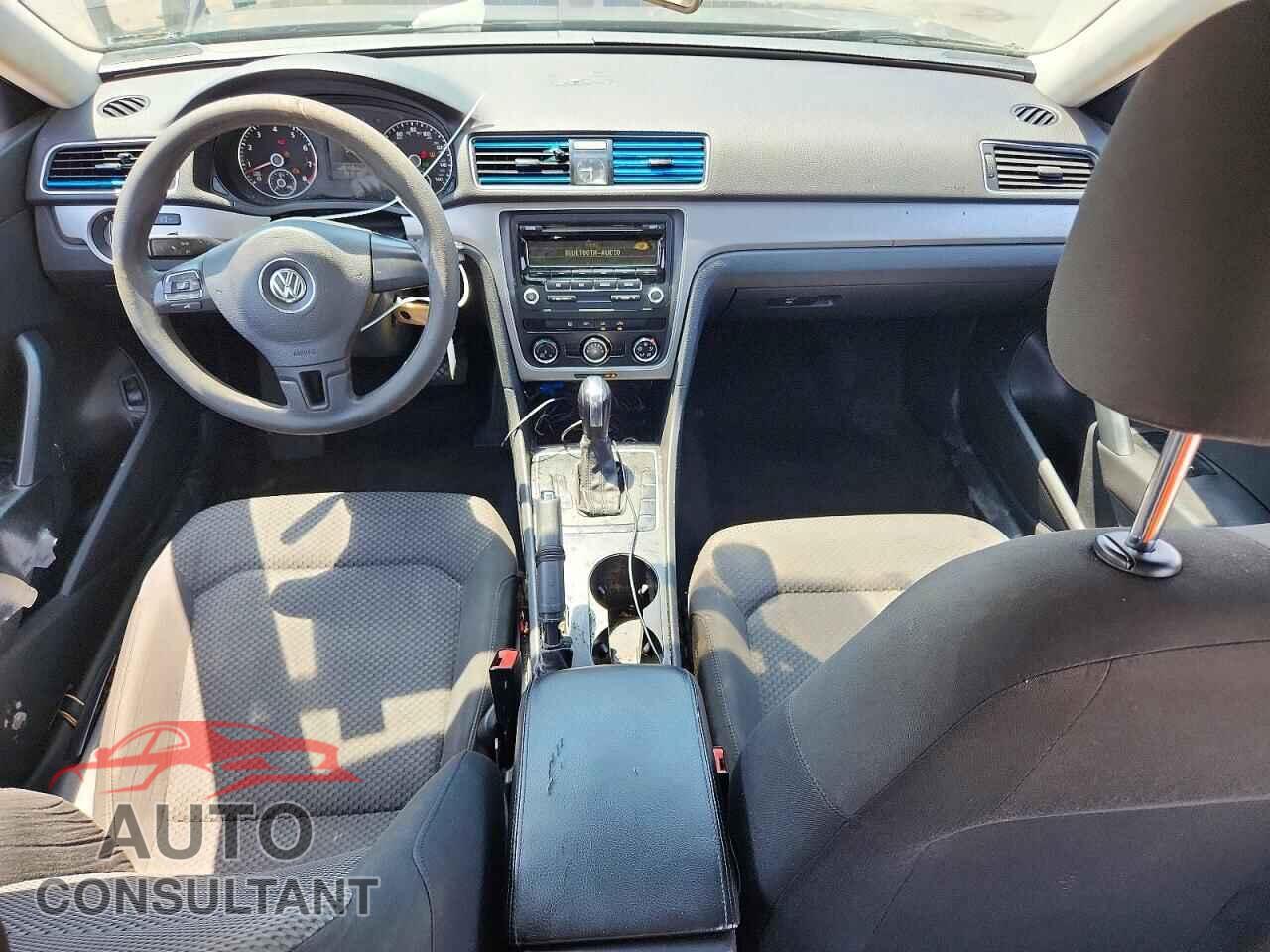 VOLKSWAGEN PASSAT 2013 - 1VWAP7A31DC138519