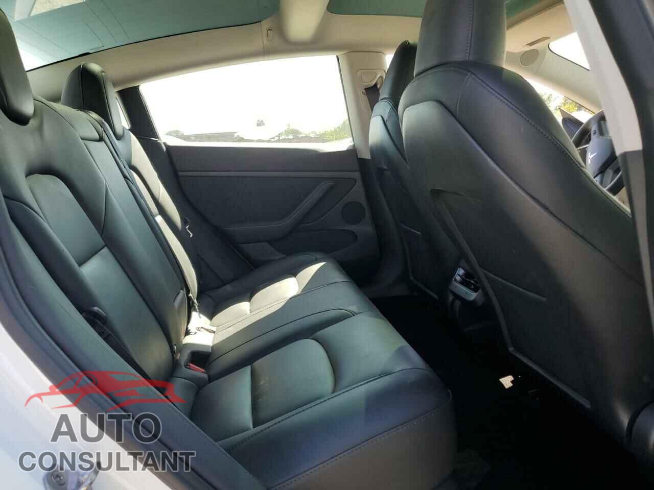 TESLA MODEL 3 2023 - 5YJ3E1EAXPF541042
