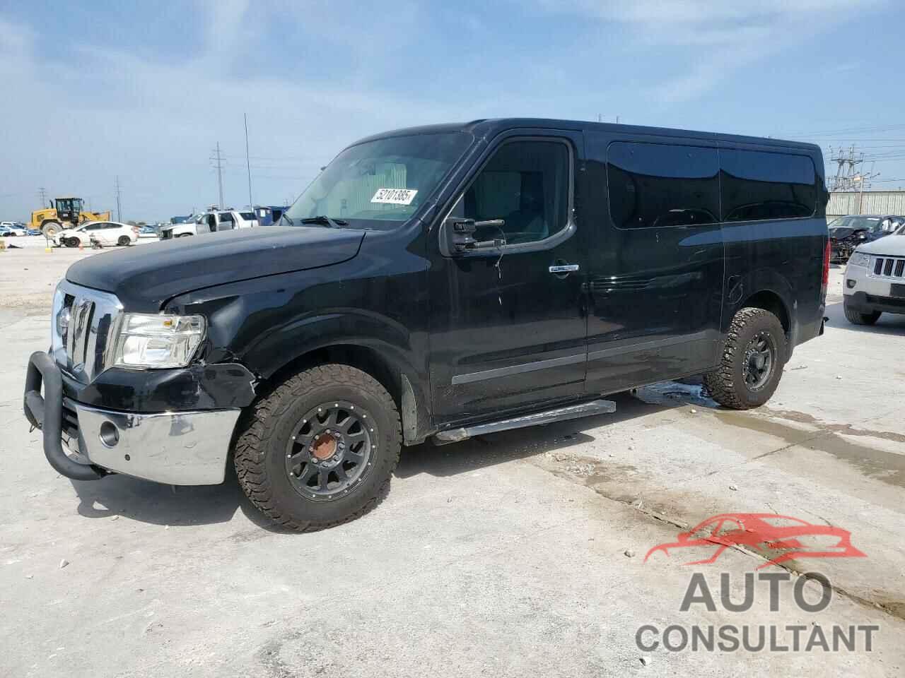 NISSAN NV 2017 - 5BZAF0AA5HN850974