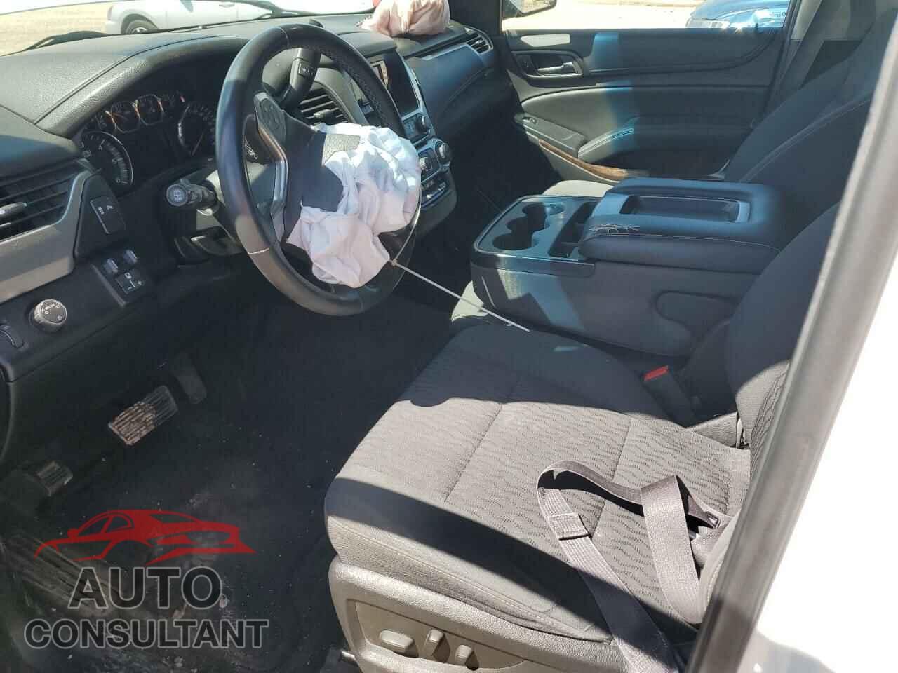 CHEVROLET SUBURBAN 2015 - 1GNSCHEC2FR295695
