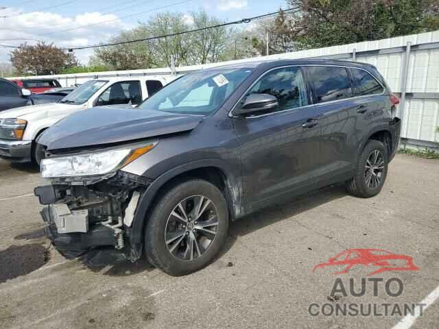 TOYOTA HIGHLANDER 2019 - 5TDZZRFH5KS302995