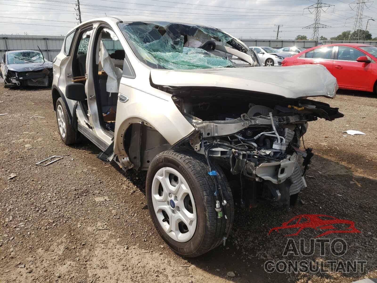 FORD ESCAPE 2018 - 1FMCU0F70JUC28642
