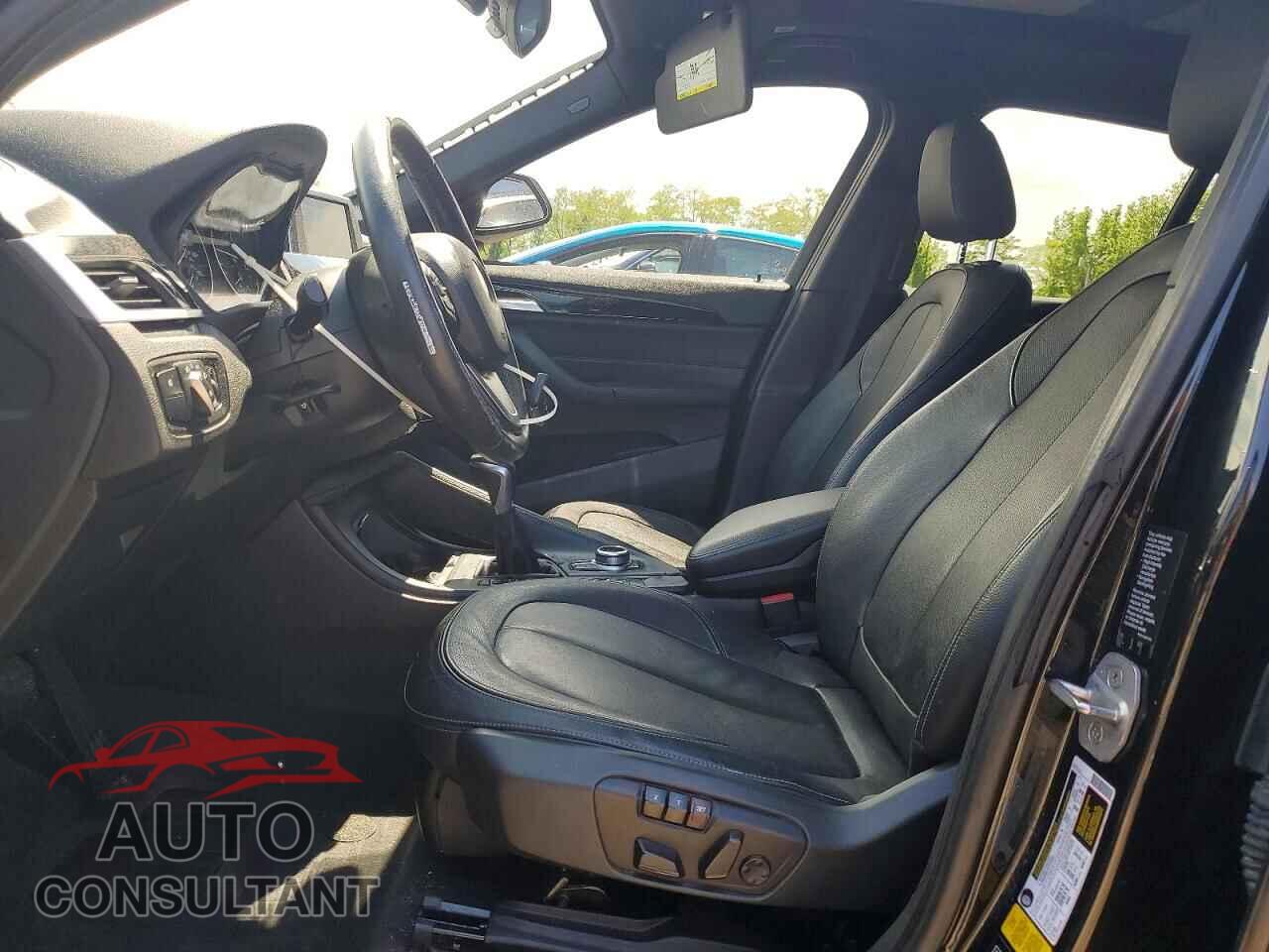 BMW X1 2017 - WBXHT3C32H5F72788
