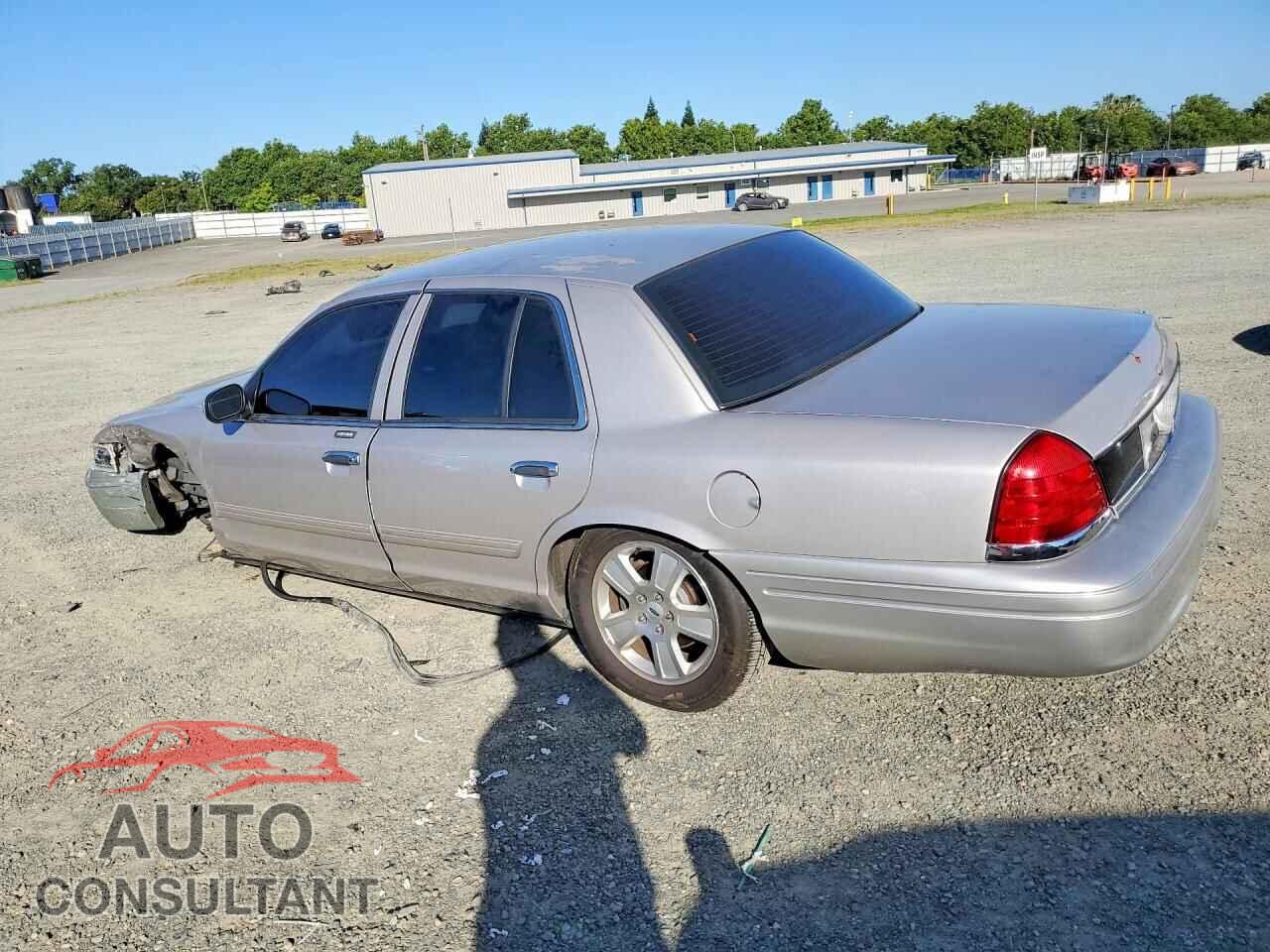 FORD CROWN VIC 2011 - 2FABP7EV8BX127154