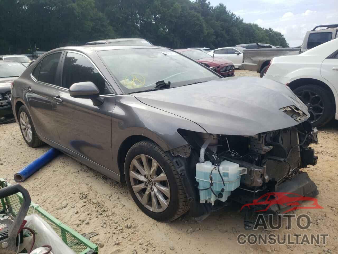 TOYOTA CAMRY 2018 - 4T1B11HK2JU144236