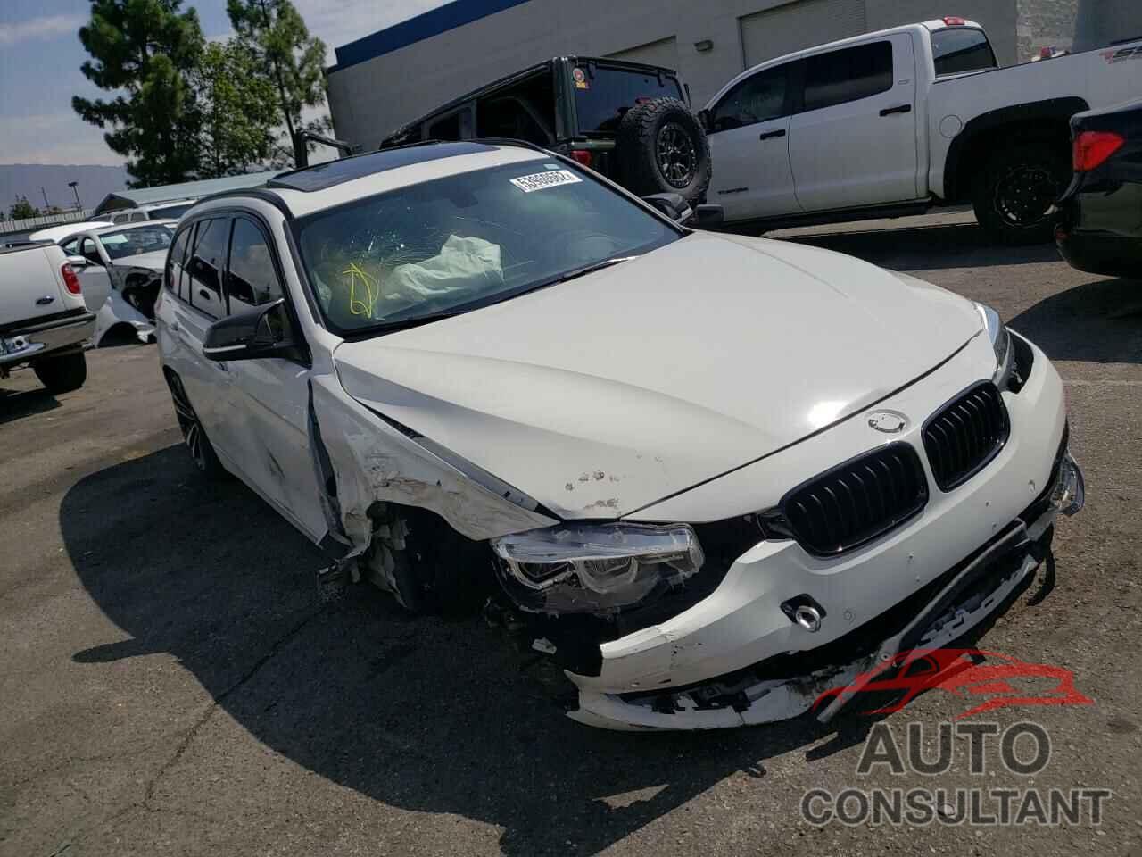 BMW 3 SERIES 2018 - WBA8K3C52JA023858