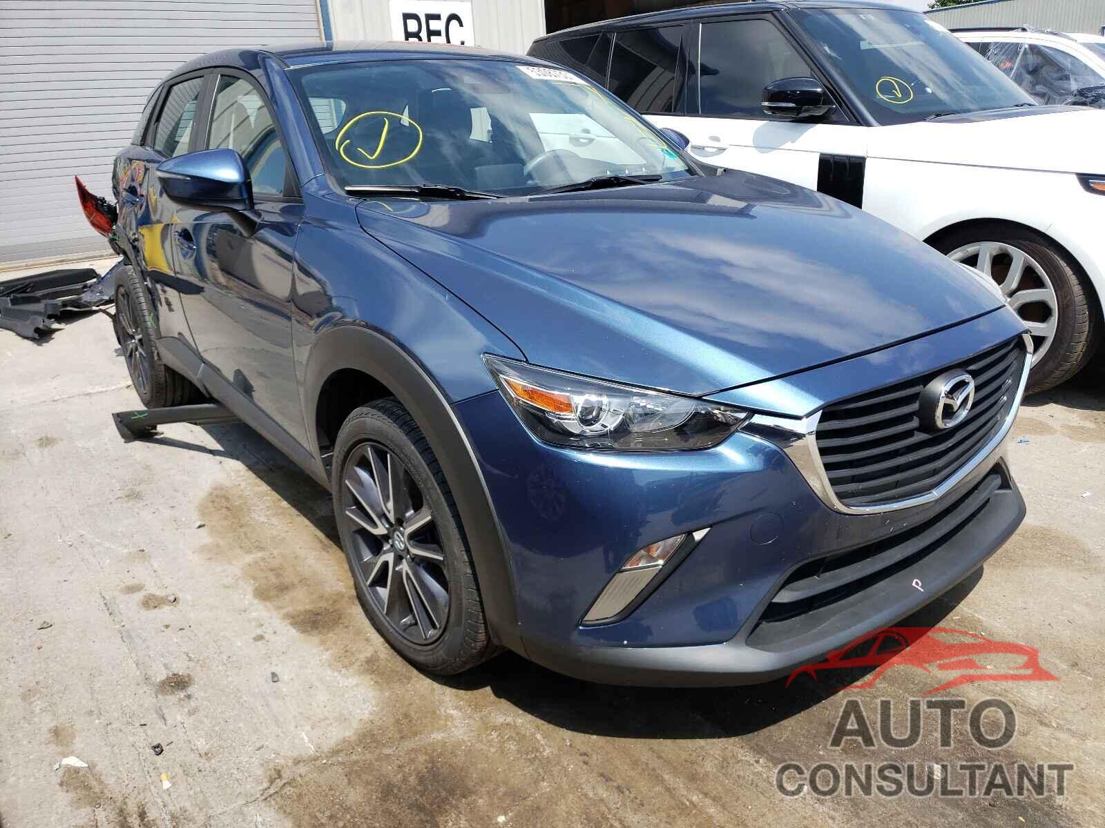 MAZDA CX-3 2018 - JM1DKFC78J1311632