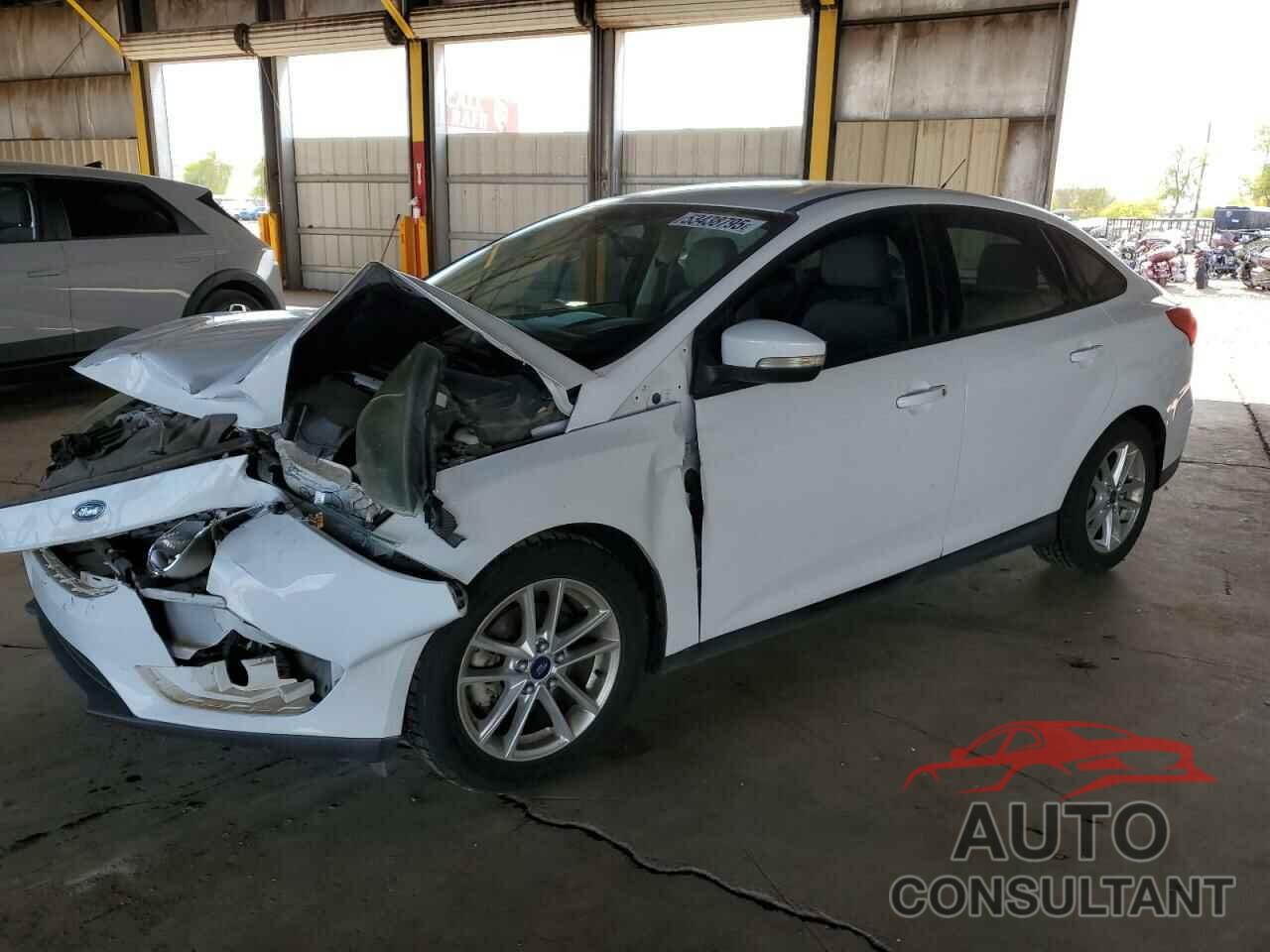 FORD FOCUS 2015 - 1FADP3F26FL232137