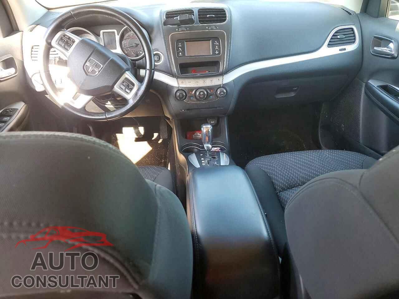 DODGE JOURNEY 2012 - 3C4PDCCG8CT188125