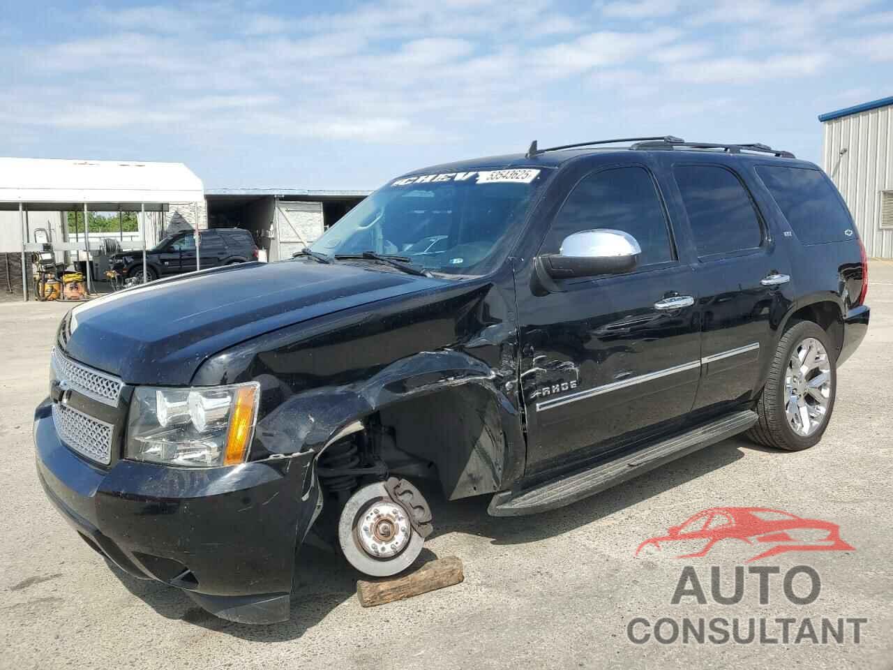 CHEVROLET TAHOE 2013 - 1GNSKCE05DR341156