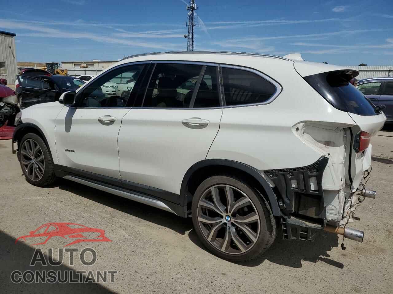 BMW X1 2017 - WBXHT3C32H5F86108