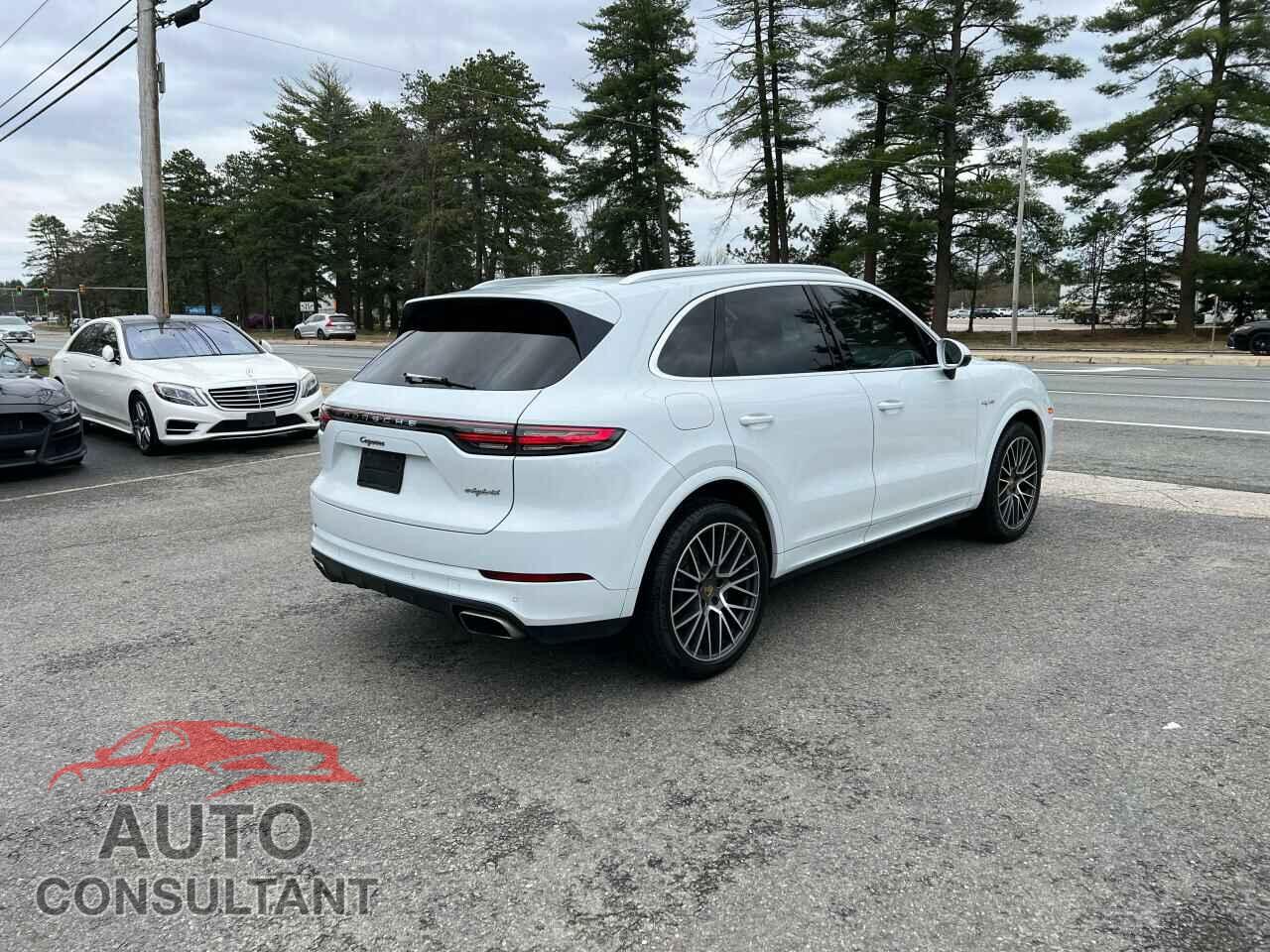 PORSCHE CAYENNE 2019 - WP1AE2AY7KDA51284