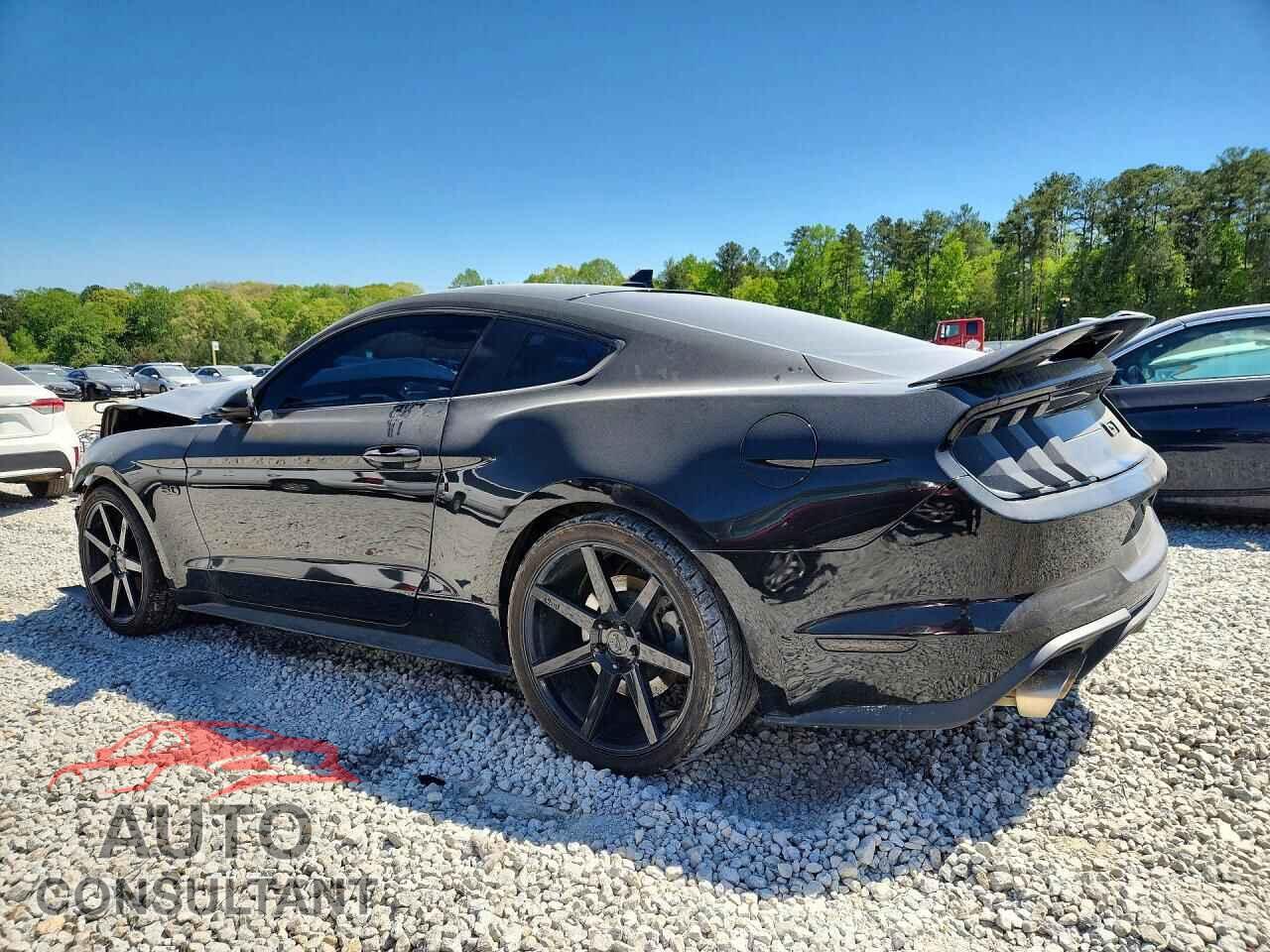 FORD MUSTANG 2020 - 1FA6P8CF2L5185377