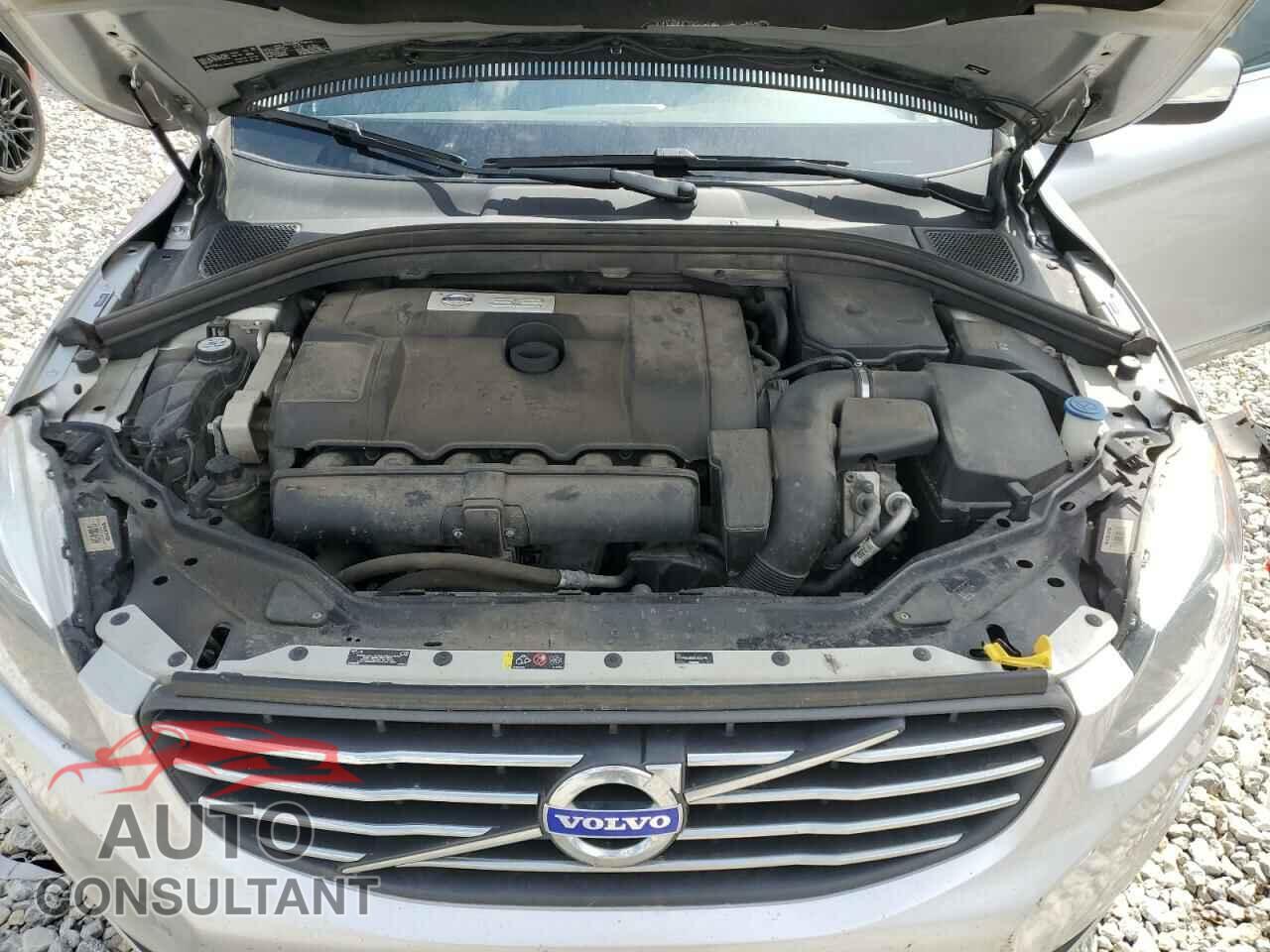 VOLVO XC60 2015 - YV4952RD6F2625748