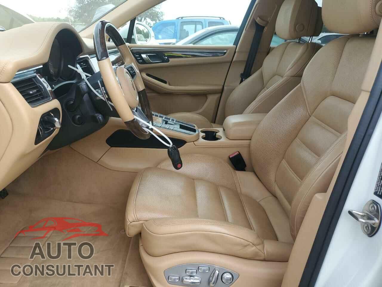 PORSCHE MACAN 2016 - WP1AB2A50GLB46152
