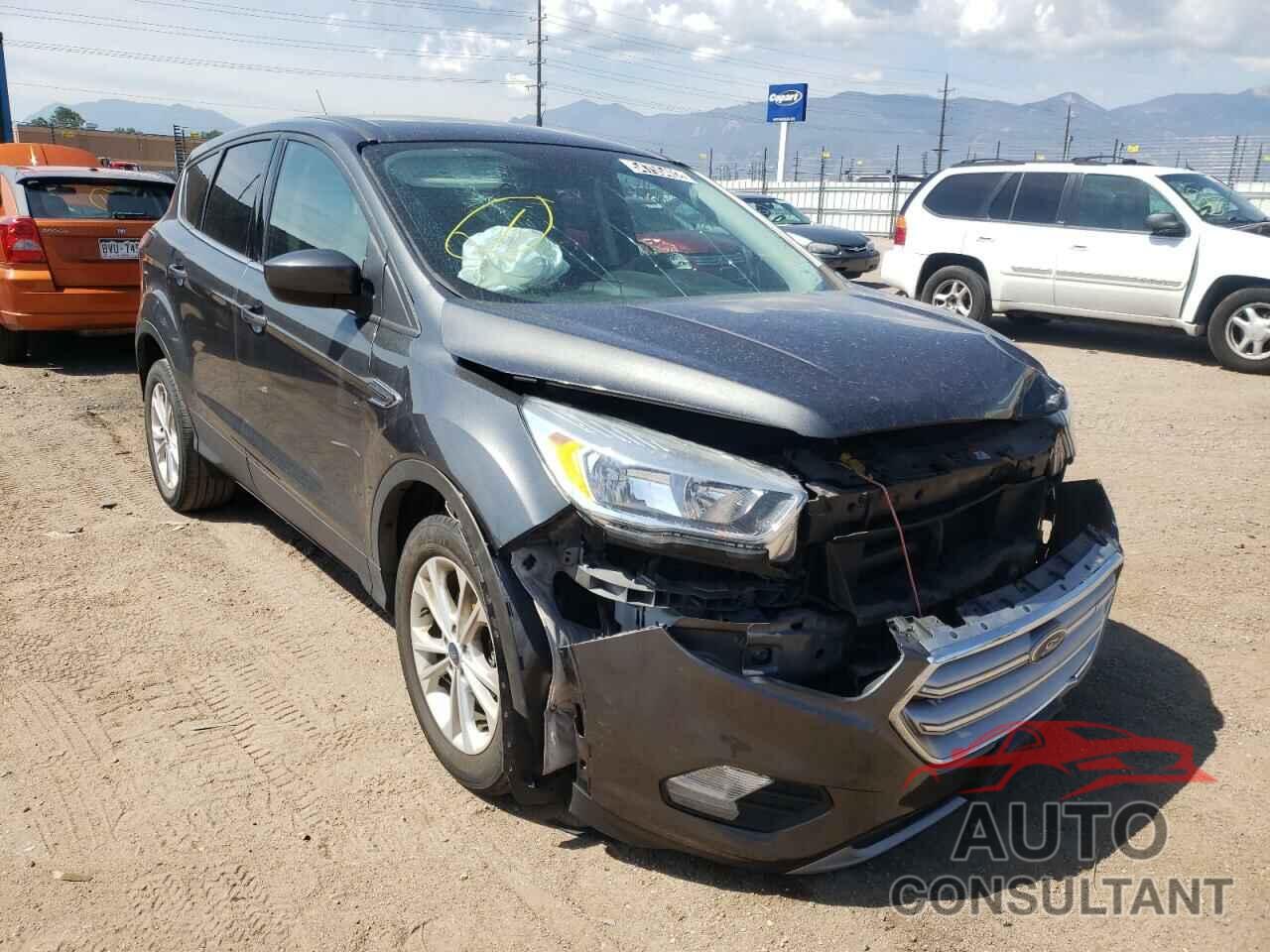 FORD ESCAPE 2017 - 1FMCU9GD2HUA81856