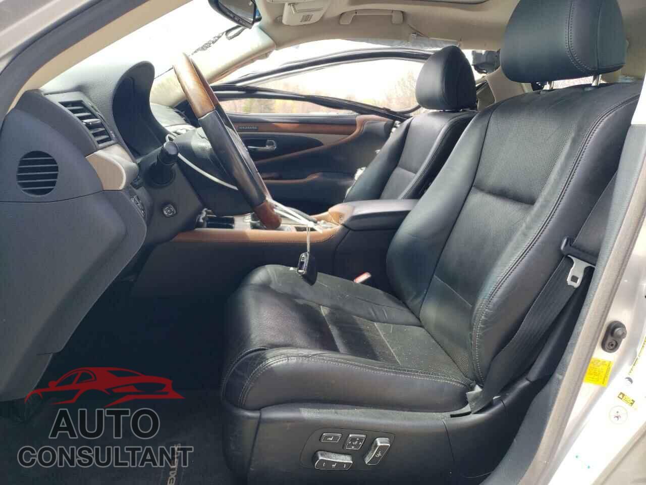 LEXUS LS460 2015 - JTHCL5EF3F5025404