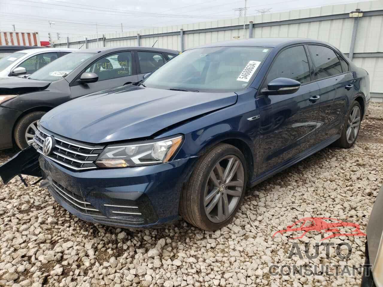 VOLKSWAGEN PASSAT 2018 - 1VWAA7A30JC051465