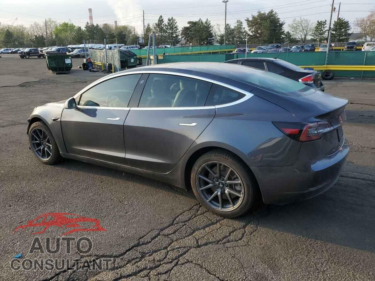 TESLA MODEL 3 2019 - 5YJ3E1EB7KF192259