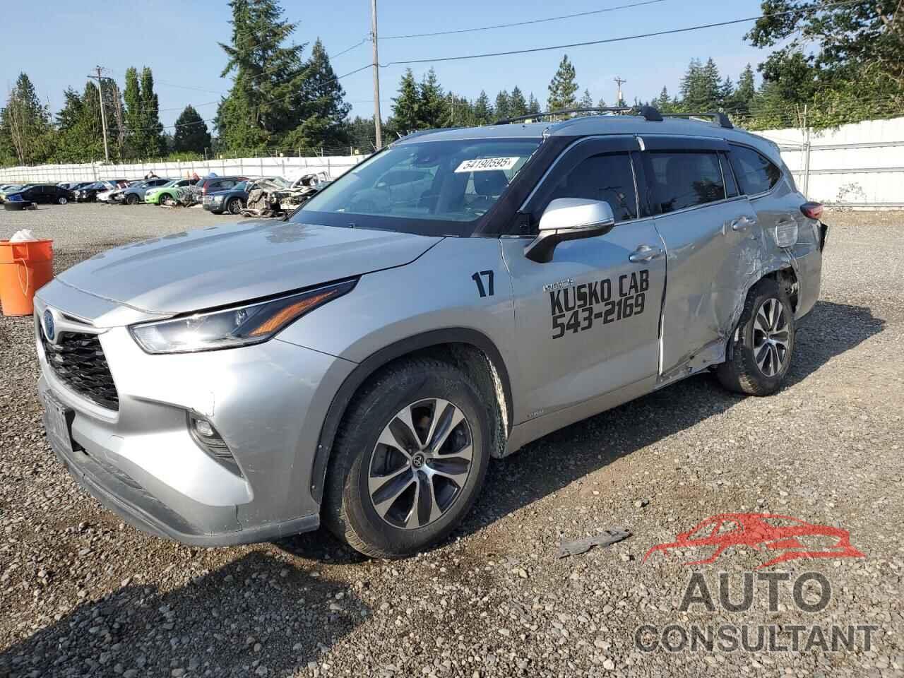 TOYOTA HIGHLANDER 2021 - 5TDHBRCH3MS533546