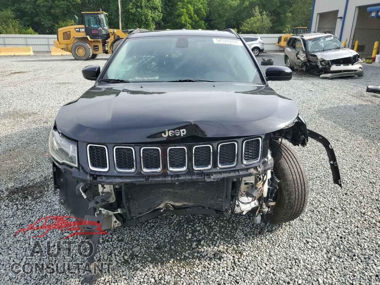 JEEP COMPASS 2017 - 3C4NJCBB5HT643042