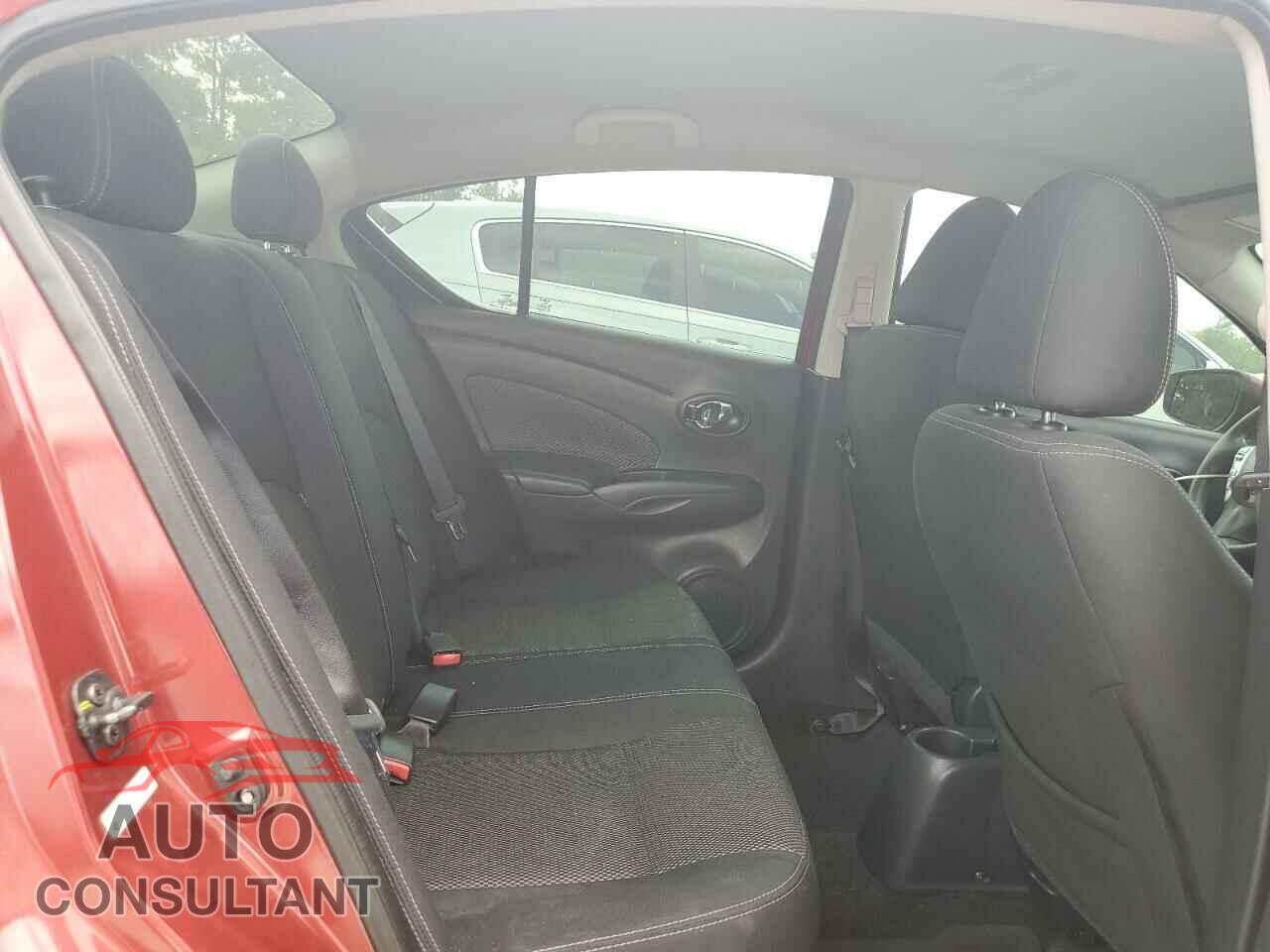 NISSAN VERSA 2017 - 3N1CN7AP3HL807908