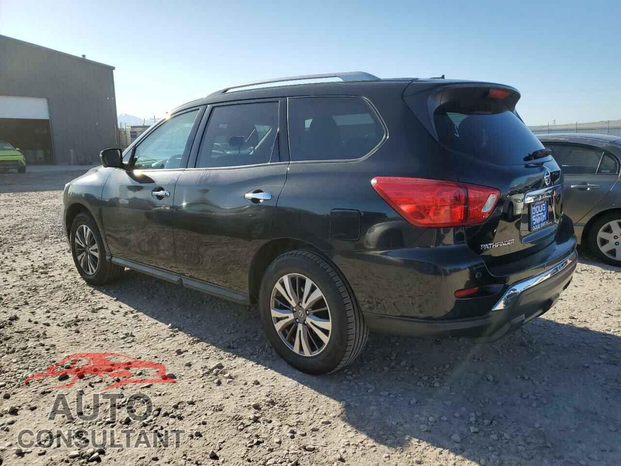 NISSAN PATHFINDER 2017 - 5N1DR2MM0HC689043