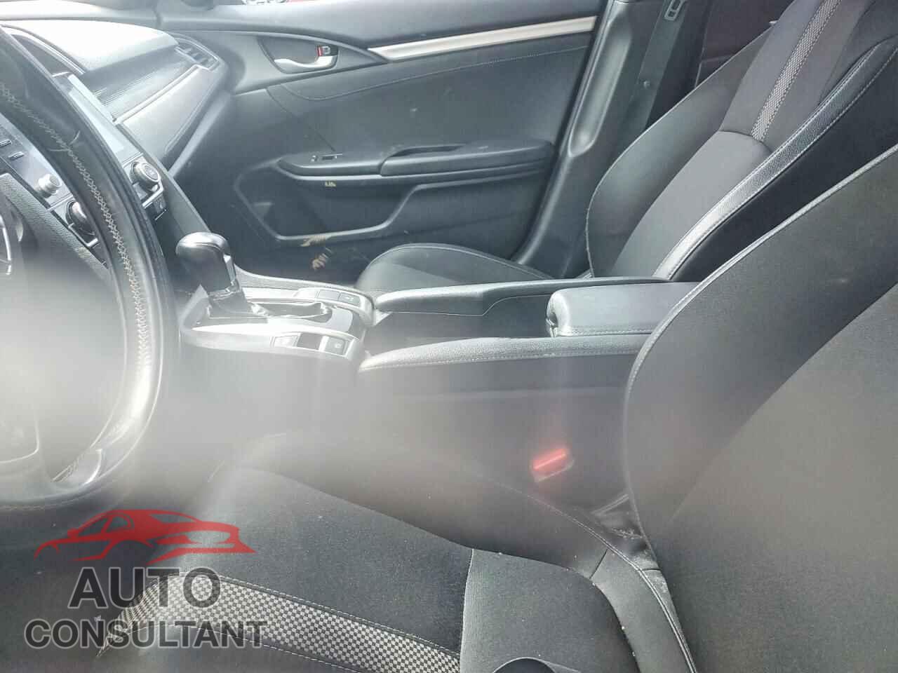 HONDA CIVIC 2019 - 2HGFC2F88KH022614