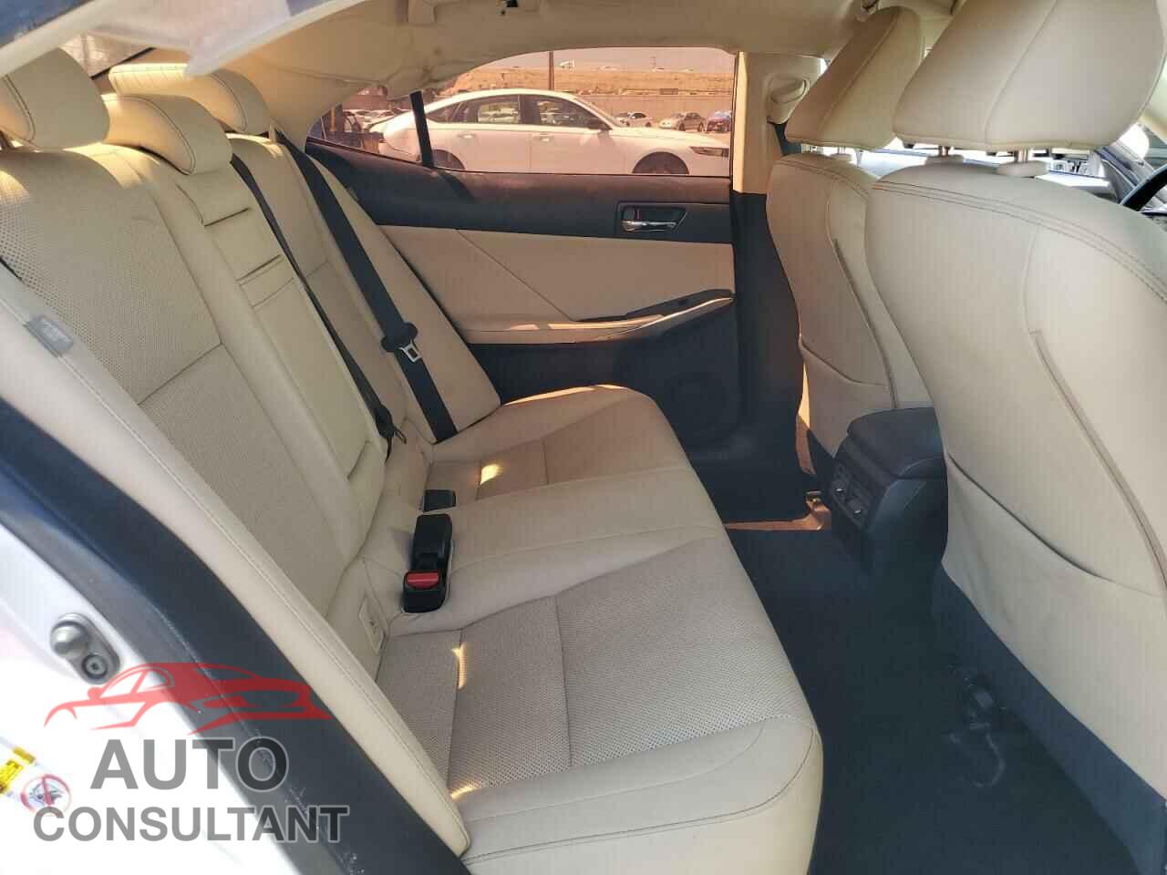 LEXUS IS 2016 - JTHBA1D27G5006526