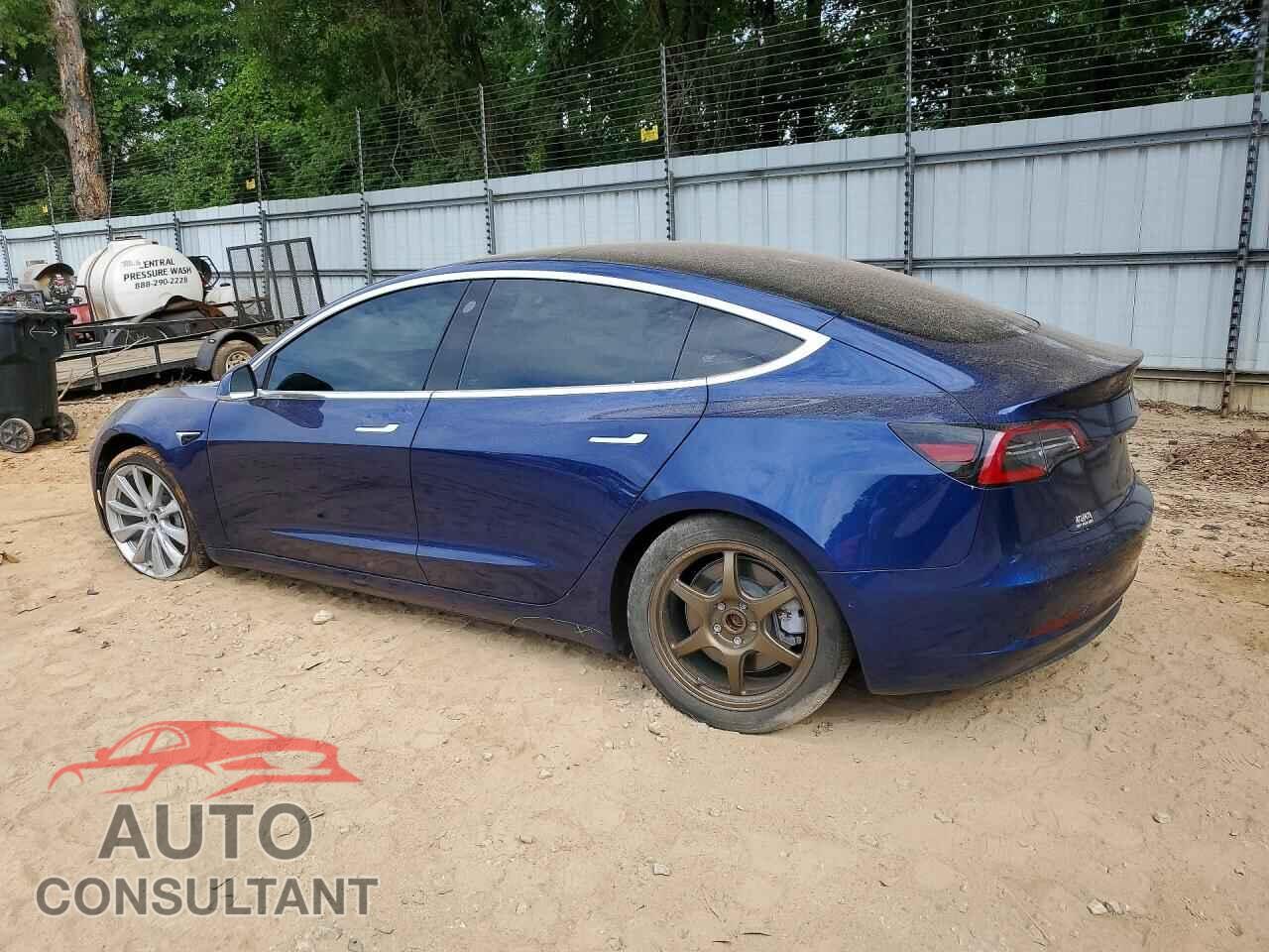 TESLA MODEL 3 2018 - 5YJ3E1EA7JF042738