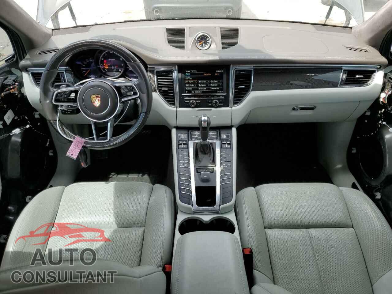 PORSCHE MACAN 2016 - WP1AF2A54GLB92362