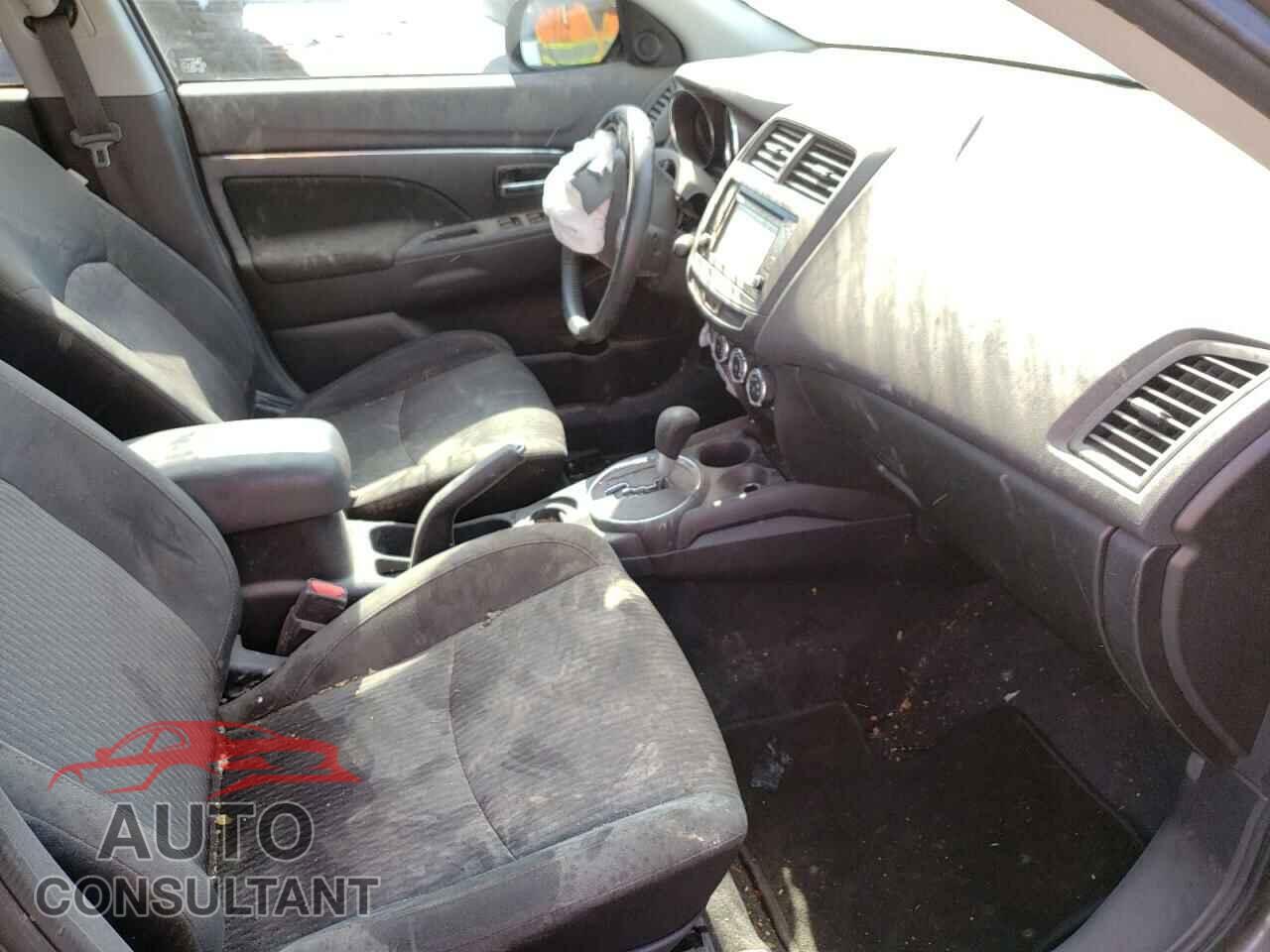 MITSUBISHI OUTLANDER 2017 - JA4AP3AW7HZ046785