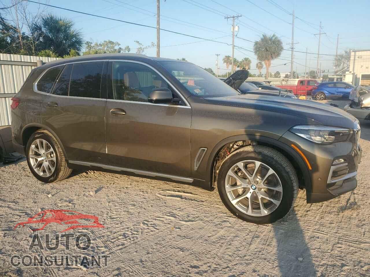 BMW X5 2020 - 5UXCR6C03LLL82799