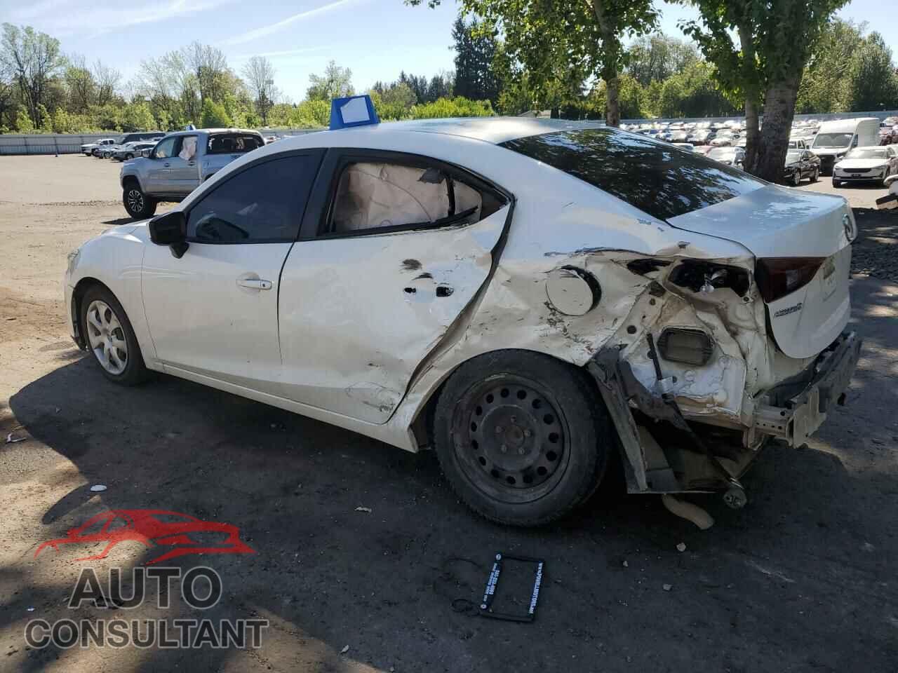 MAZDA 3 2017 - 3MZBN1U71HM106468