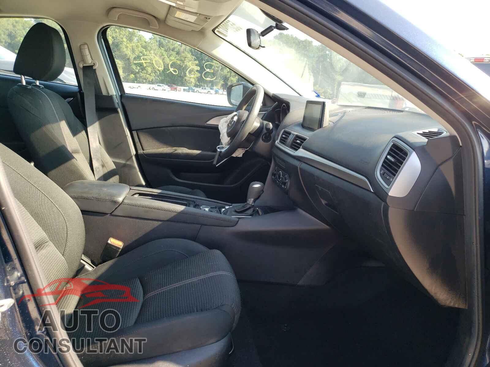 MAZDA 3 2017 - 3MZBN1U70HM105604