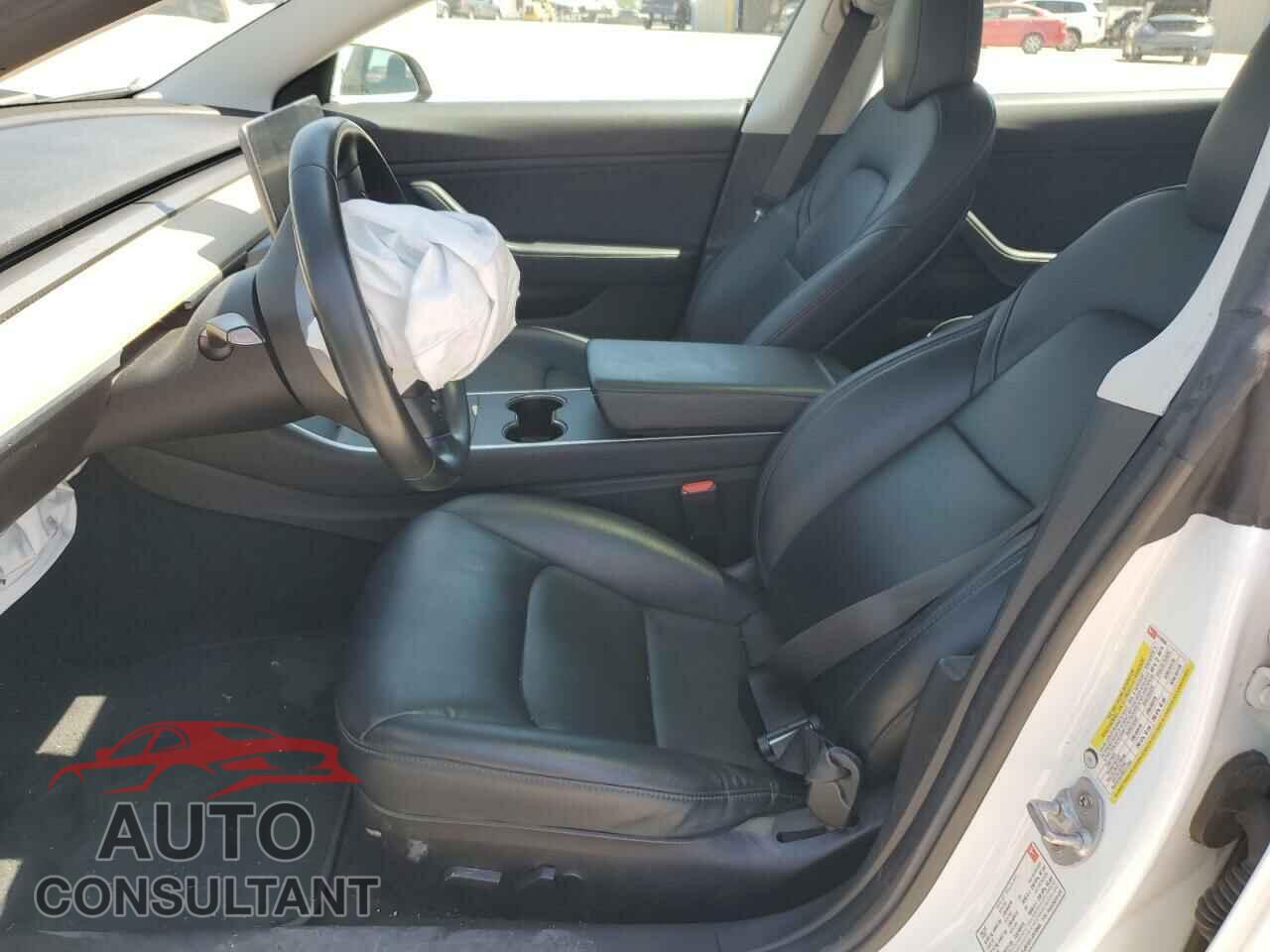 TESLA MODEL 3 2018 - 5YJ3E1EA1JF019665