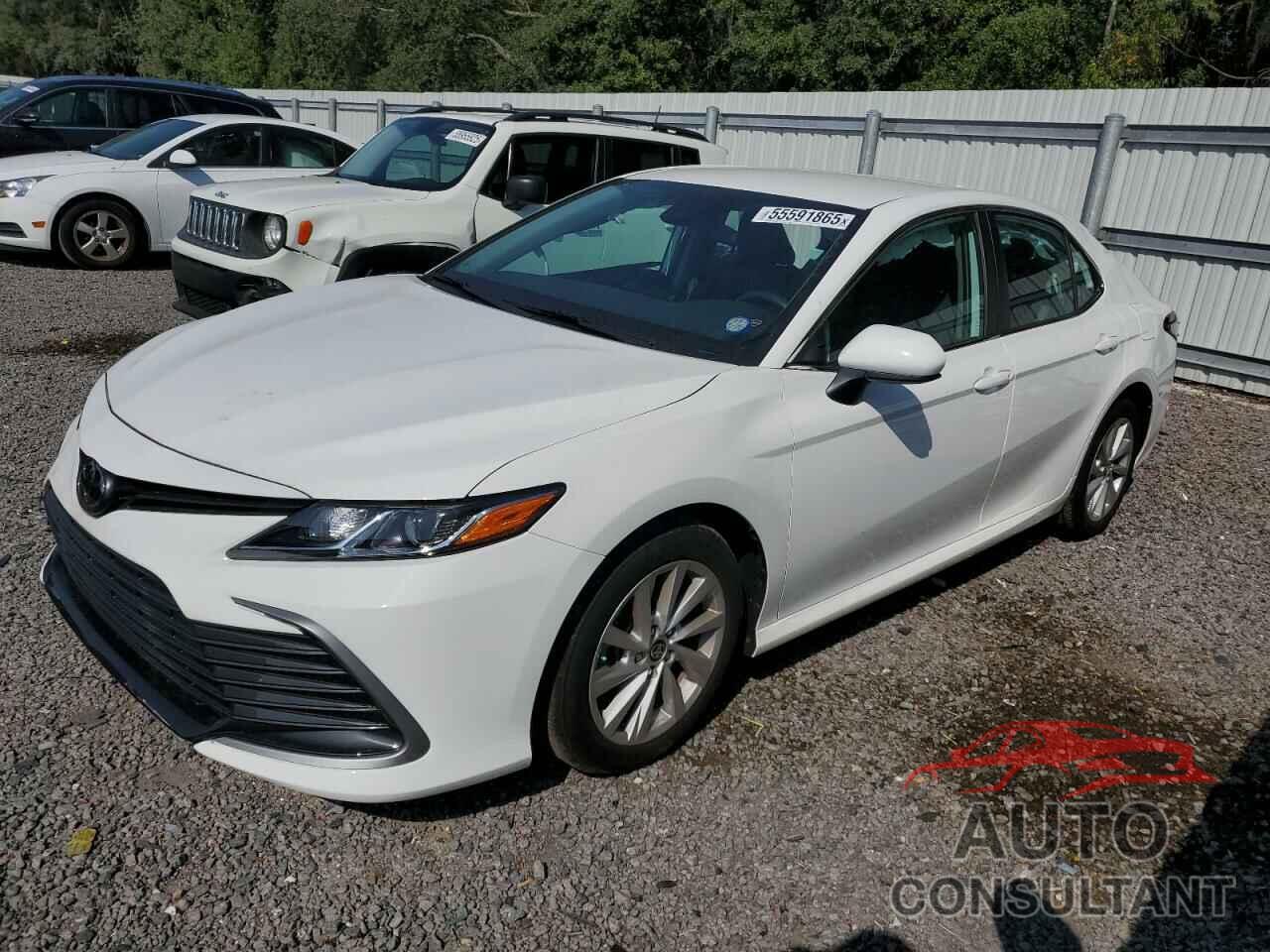 TOYOTA CAMRY 2022 - 4T1C11AK1NU652671