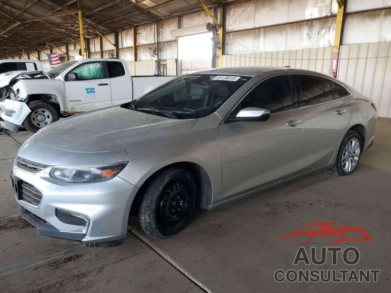 CHEVROLET MALIBU 2017 - 1G1ZE5ST8HF207640