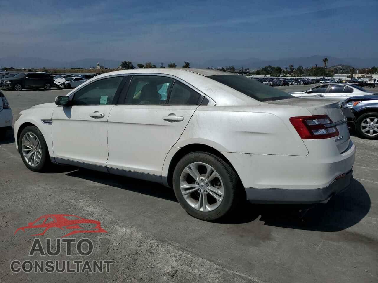 FORD TAURUS 2013 - 1FAHP2E88DG106093