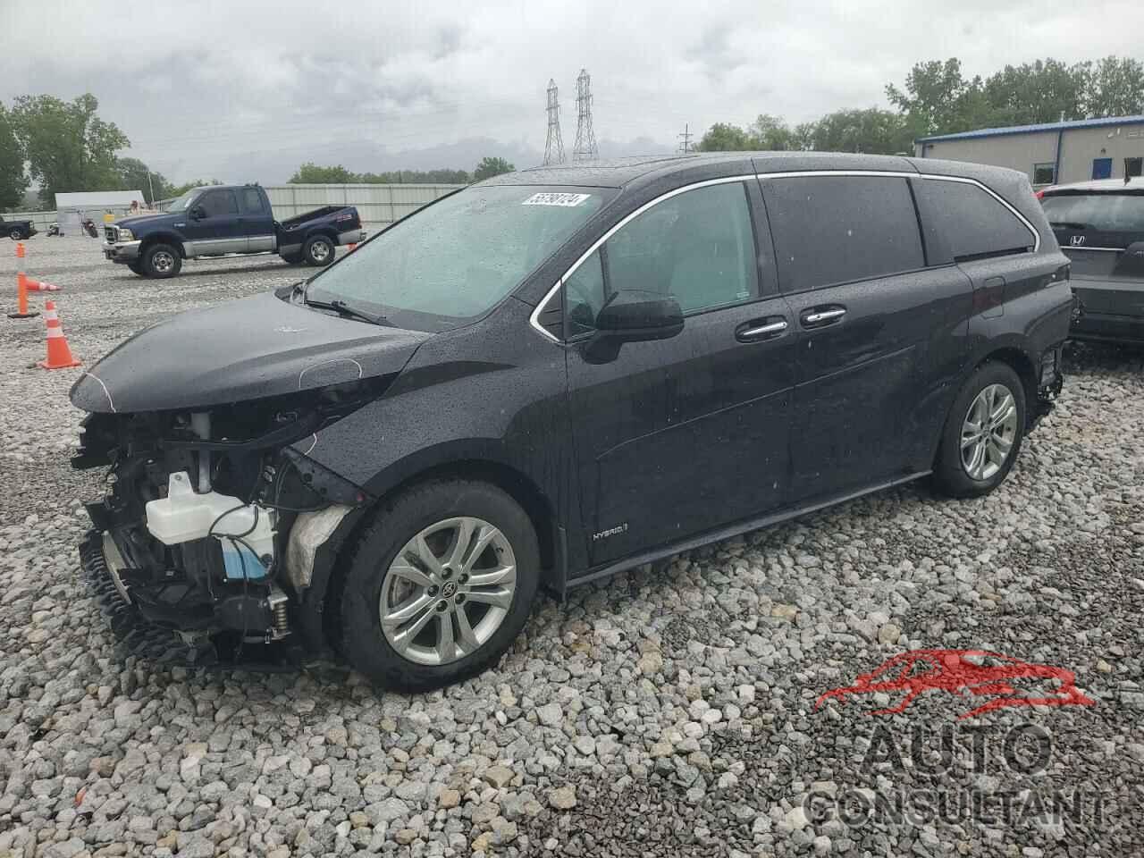 TOYOTA SIENNA 2021 - 5TDXSKFC2MS013292