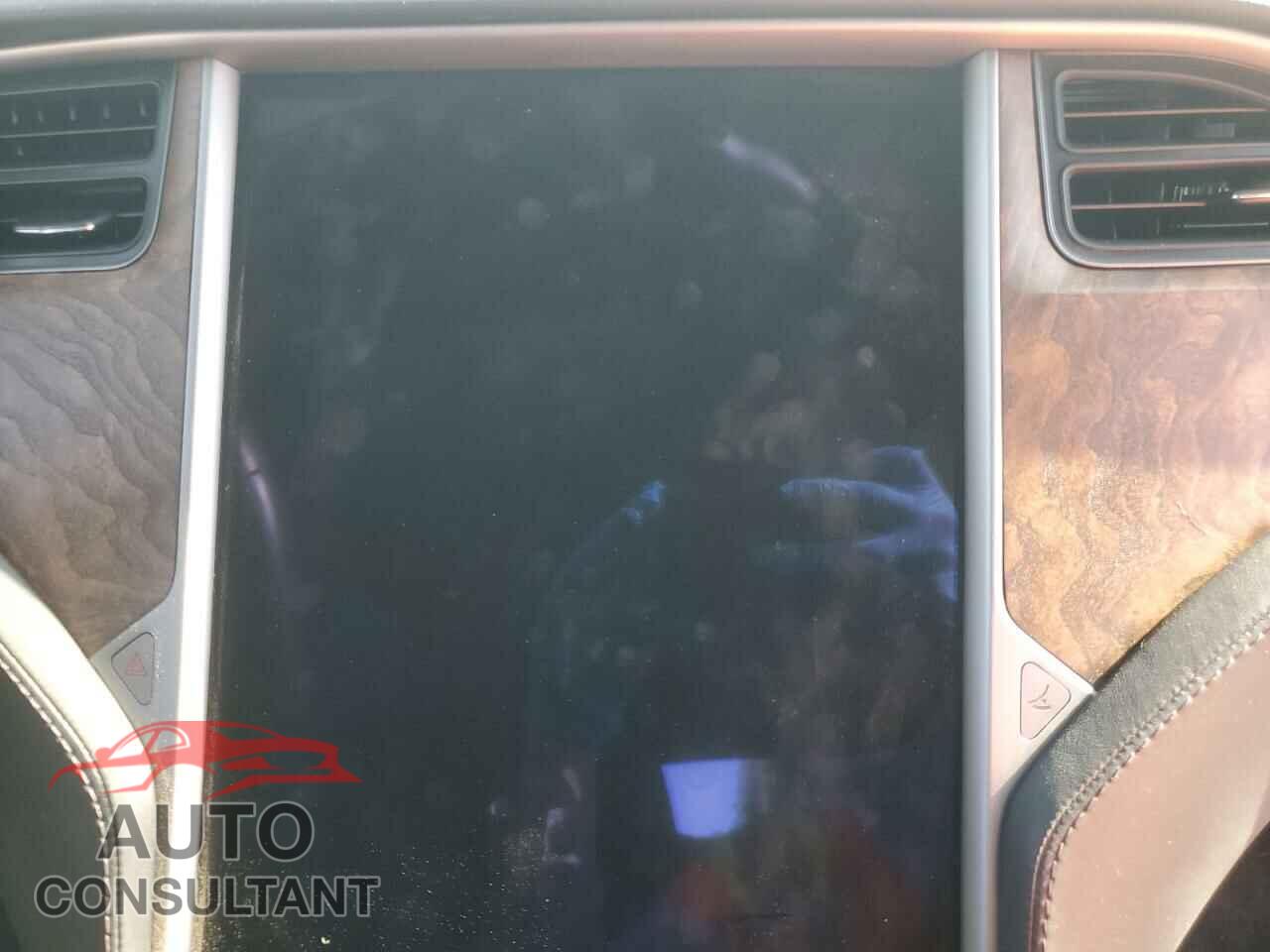 TESLA MODEL S 2018 - 5YJSA1E23JF298181