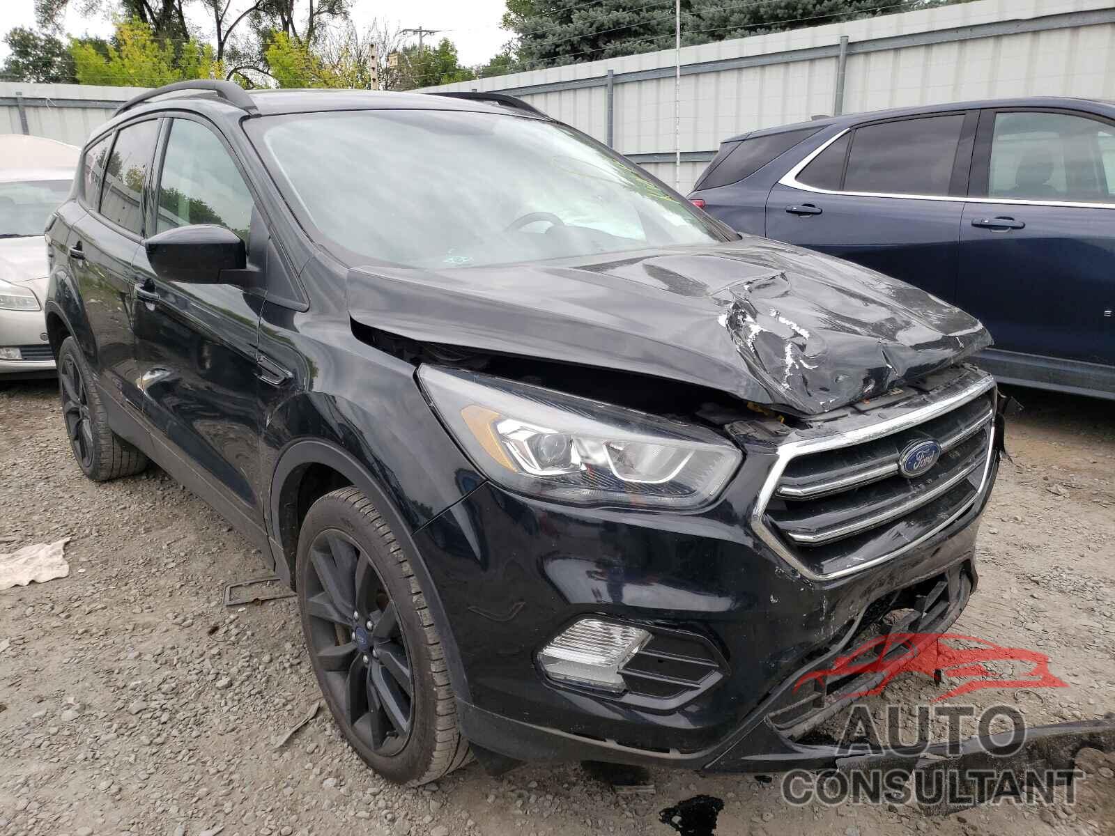 FORD ESCAPE 2018 - 1FMCU9GD8JUB34243