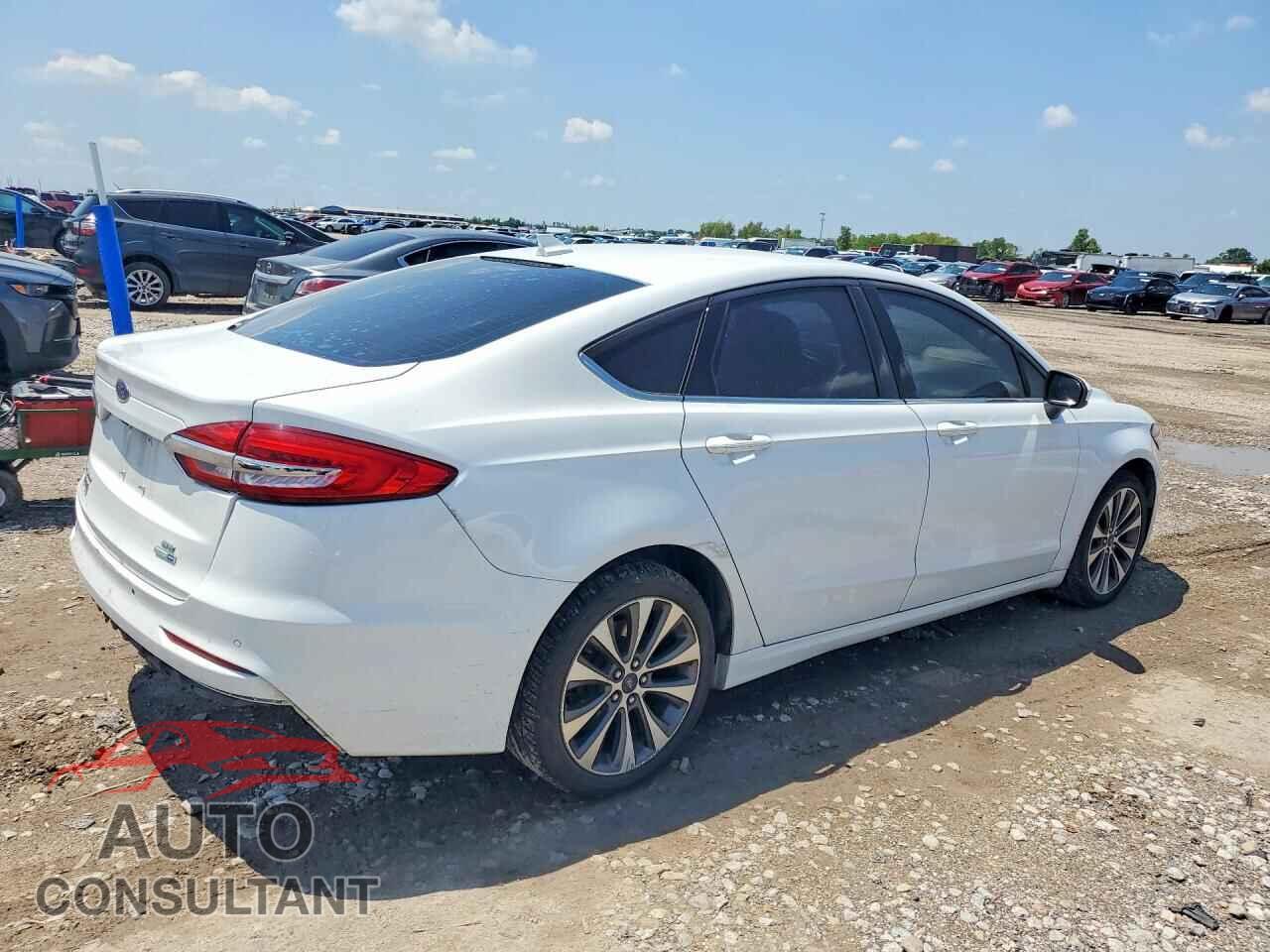 FORD FUSION 2019 - 3FA6P0T96KR254238