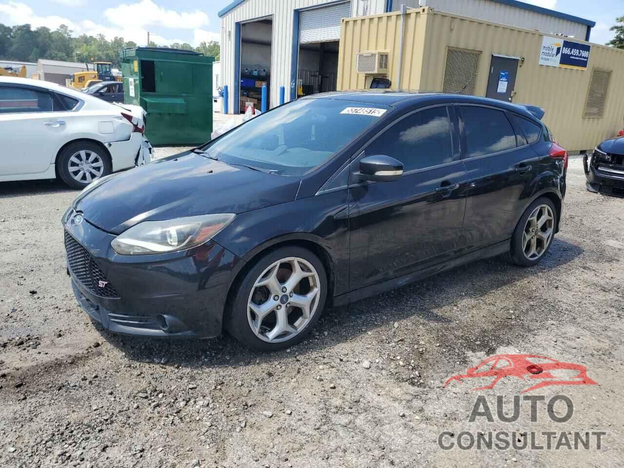 FORD FOCUS 2013 - 1FADP3L93DL136352