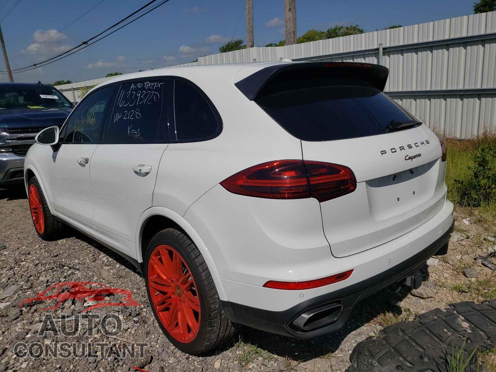 PORSCHE CAYENNE 2017 - WP1AA2A20HKA82128