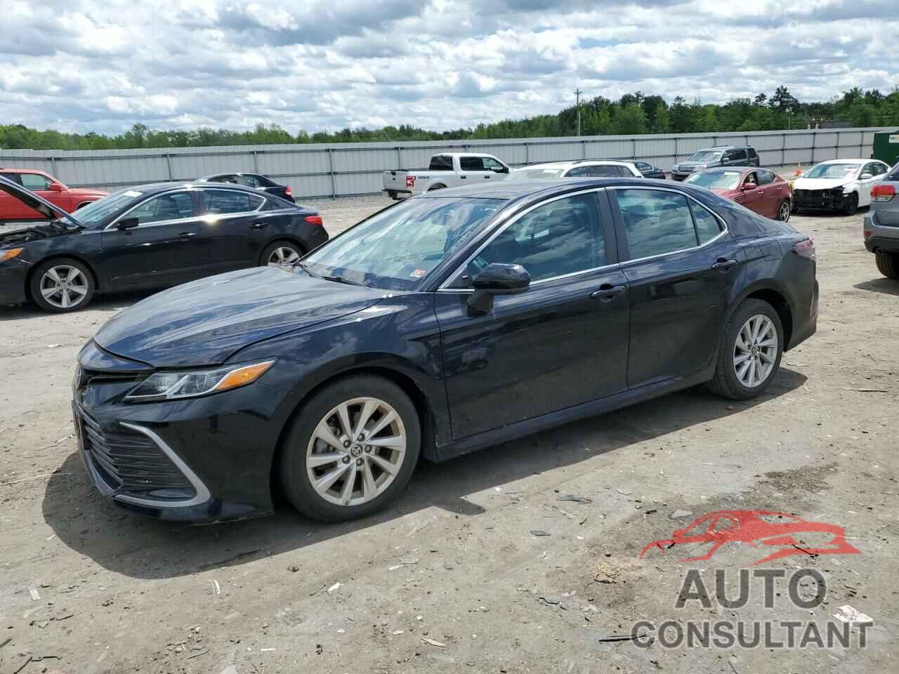 TOYOTA CAMRY 2021 - 4T1C11AK9MU417627