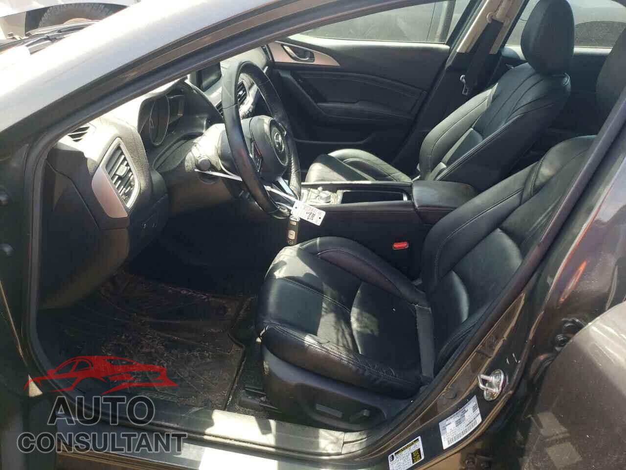 MAZDA 3 2017 - 3MZBN1L71HM118010