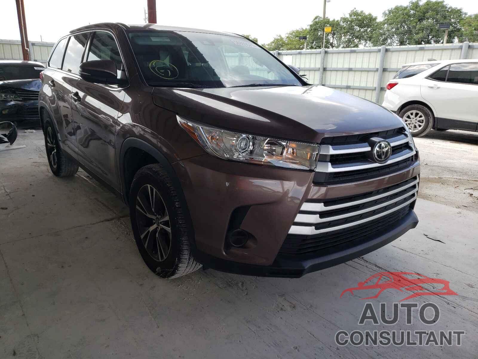 TOYOTA HIGHLANDER 2019 - 5TDZARFH3KS056584